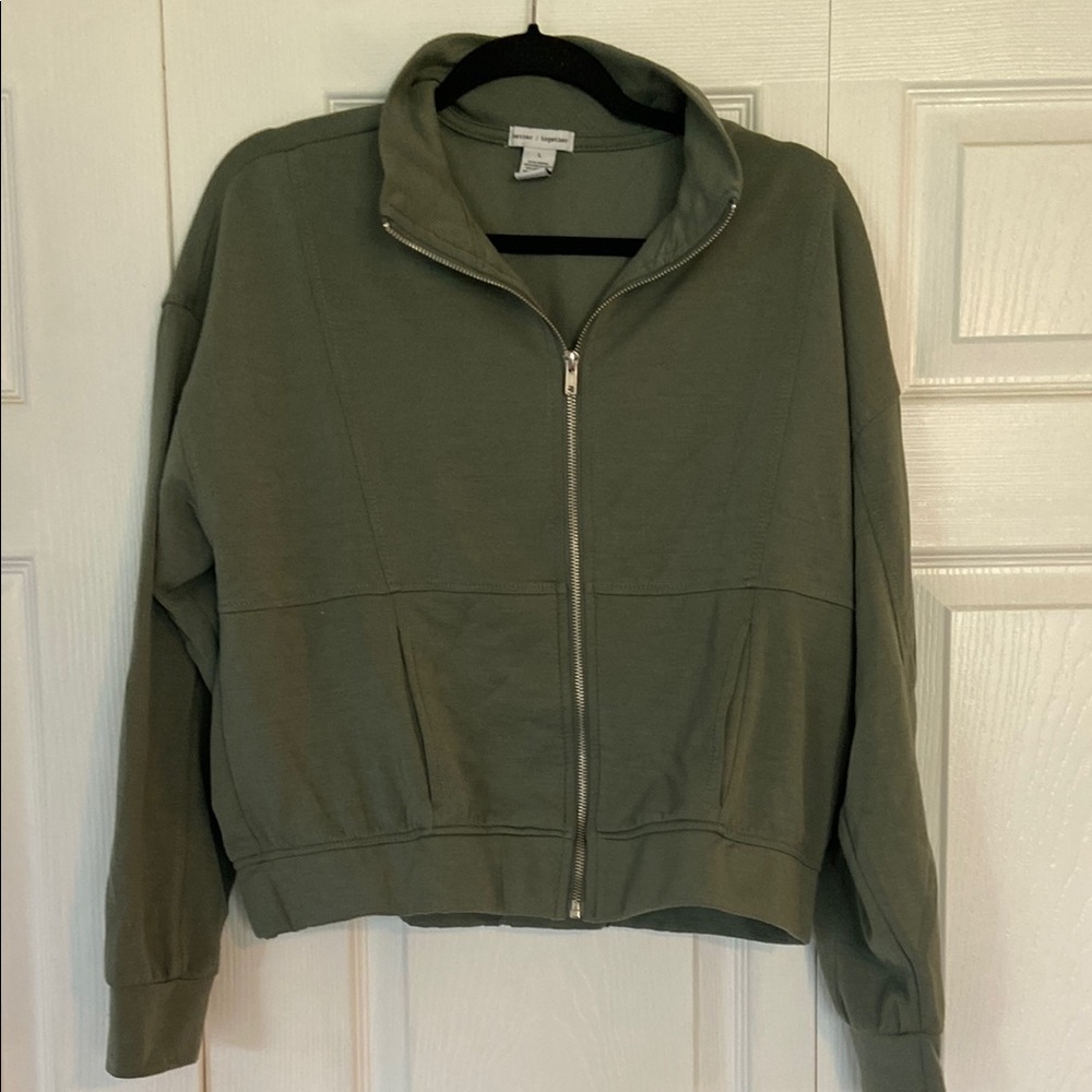 Green Relaxed Fit Sweater with Matching Sweatpants